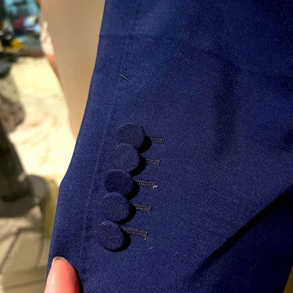 Authentic Gucci woman’s blazer. - Picture 3 of 14